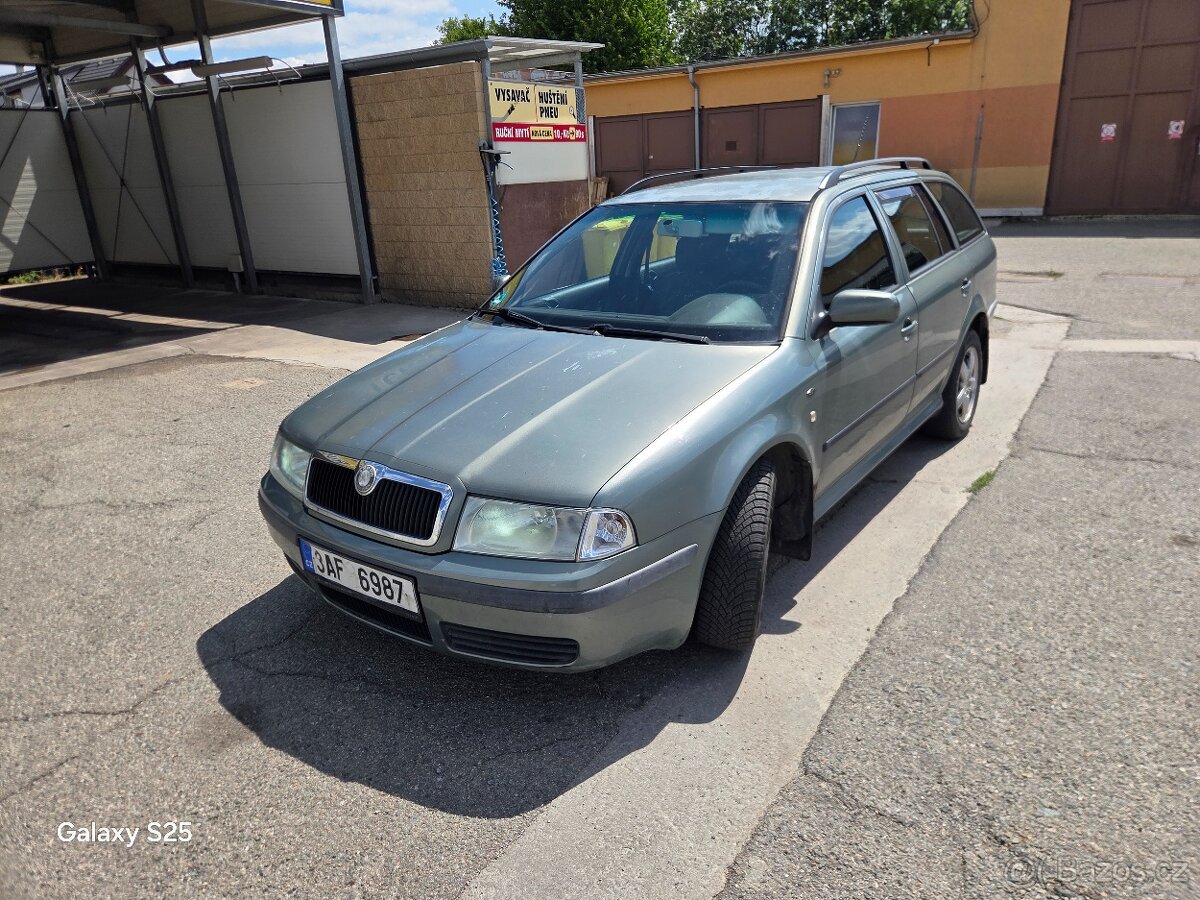 Octavia Combi 1.6 75kw r.v.02 vybava - 2