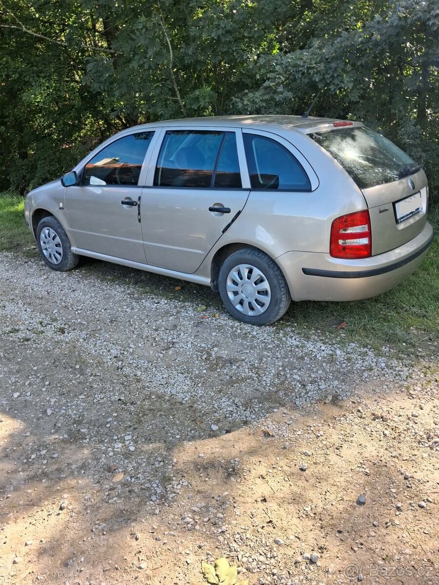 Škoda fabia combi 1,2HTP, r.v. 2004 - 2