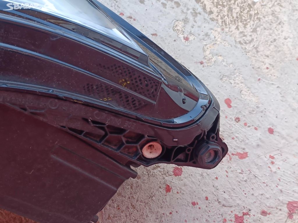 Prodám full led světlo Škoda Kodiaq - 2