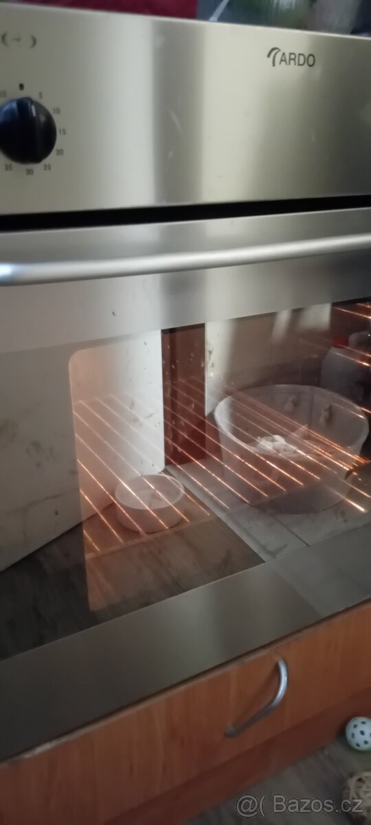 horkovzdušná trouba,sporák... - 2