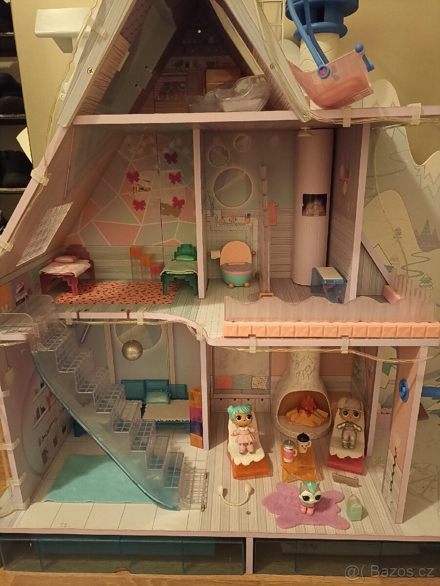 LOL Surprise Winter disco - horská chata - 2