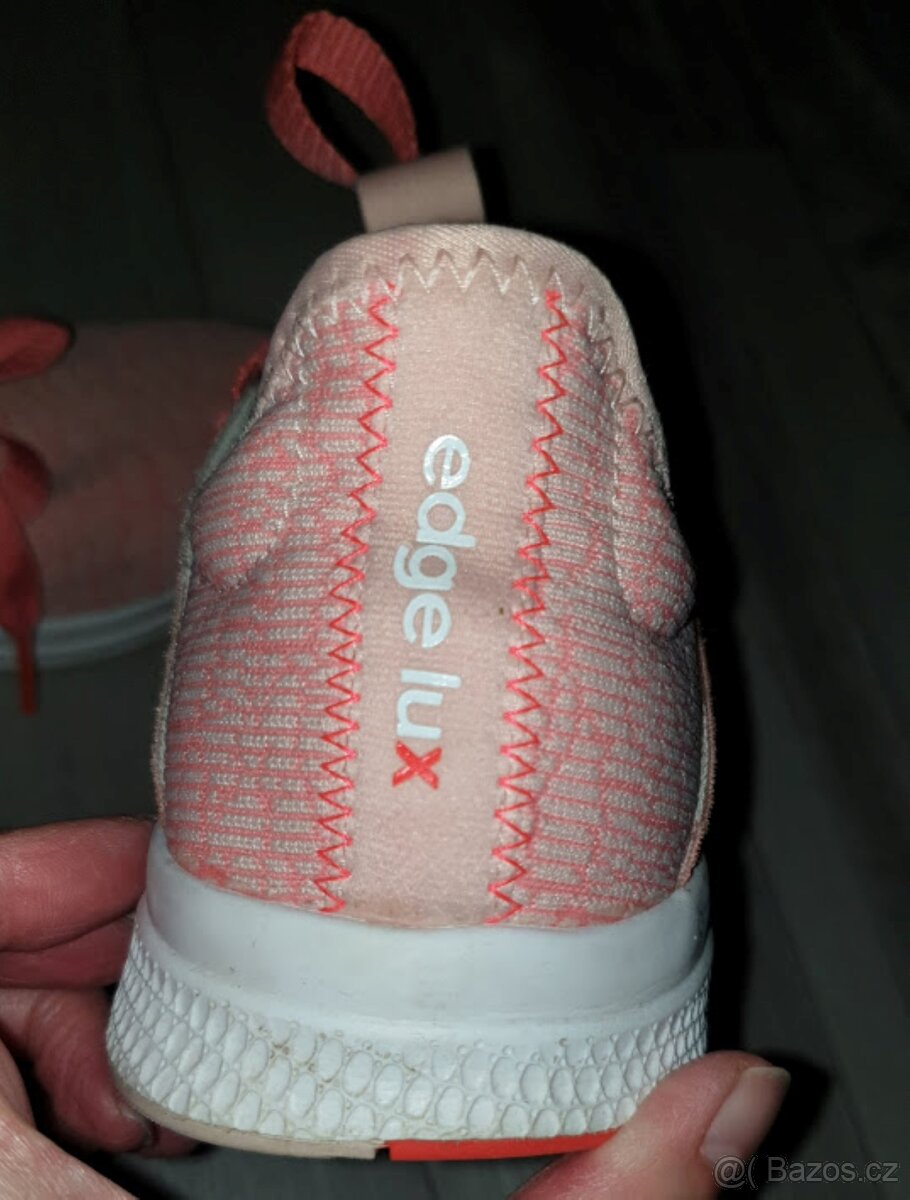 Krásné botasky Adidas - 2