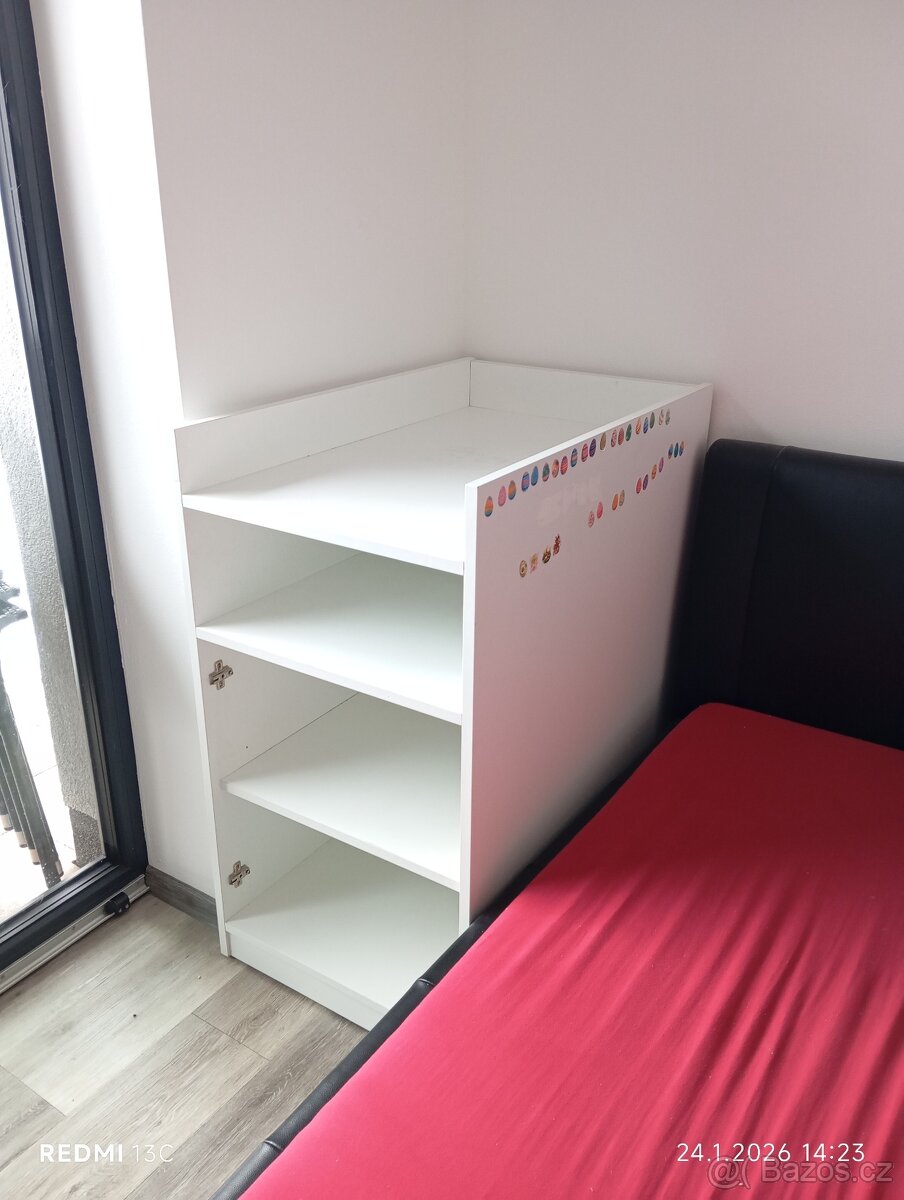 Přebalovací pult - 2