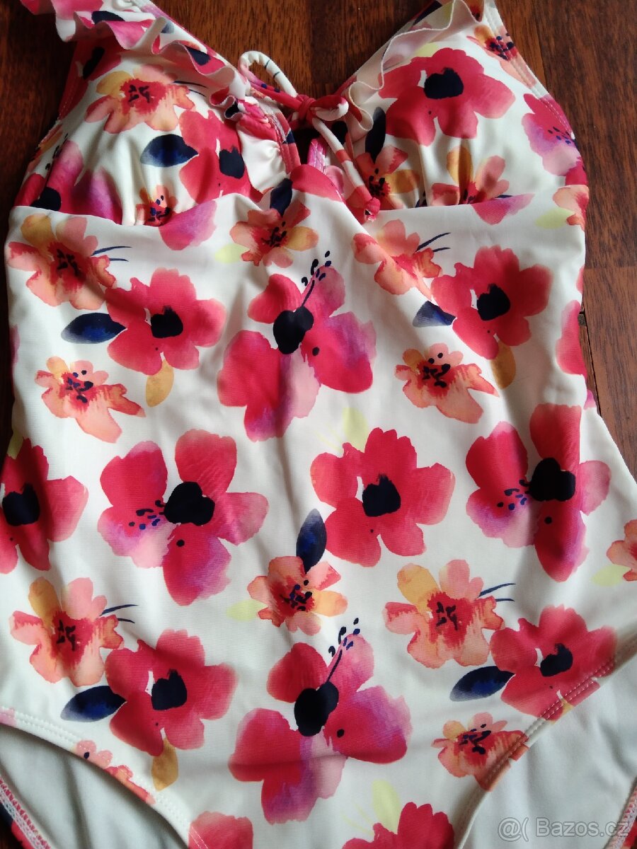 Nové jednodílné plavky vel.38 - 2