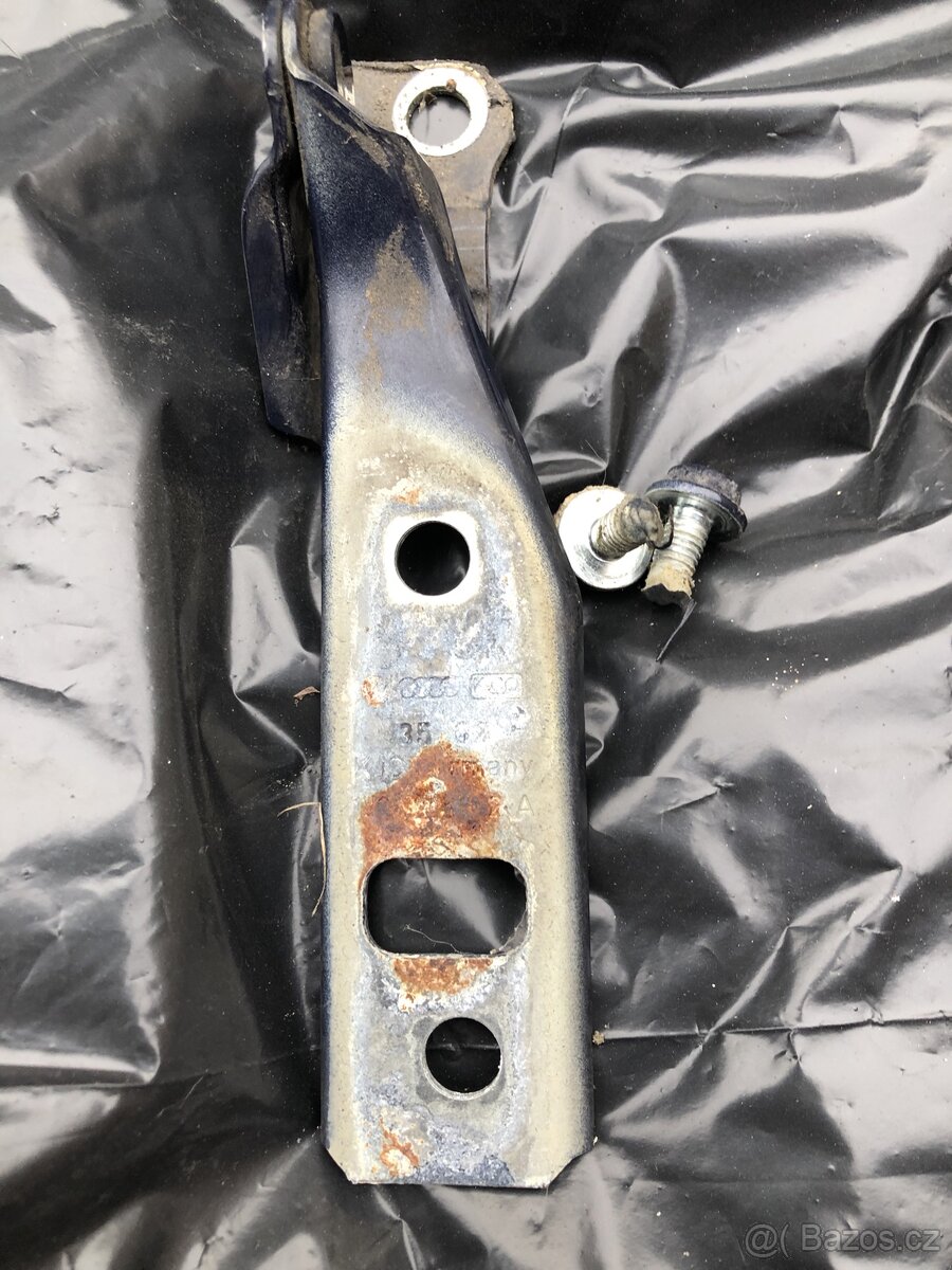 panty kapoty z vw golf IV - 2