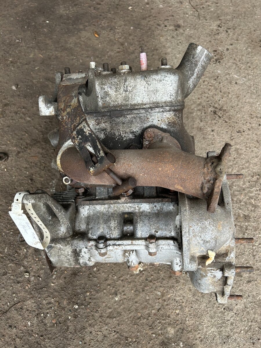 Aero Minor II - motor, převodovka - 2