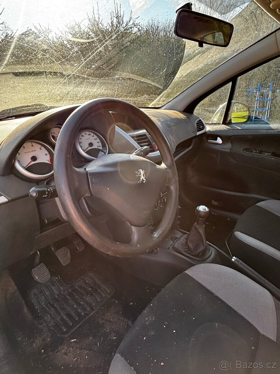 Peugeot 207 1.4/70kW - 2