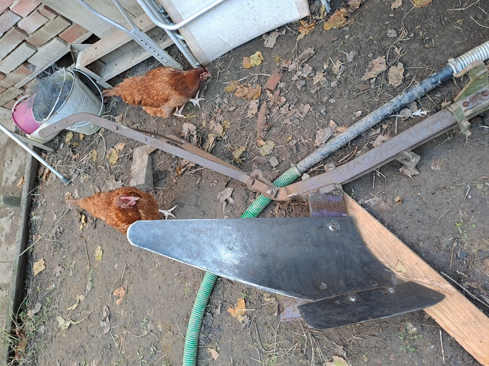 Prodám nastavitelný pluh za malotraktor - 2