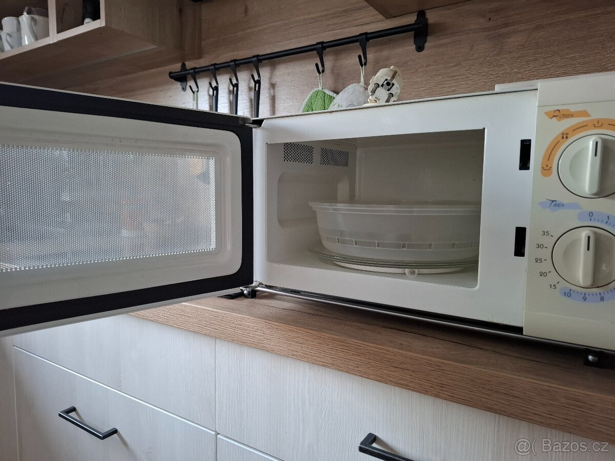 Mikrovlnka Daewoo - 2