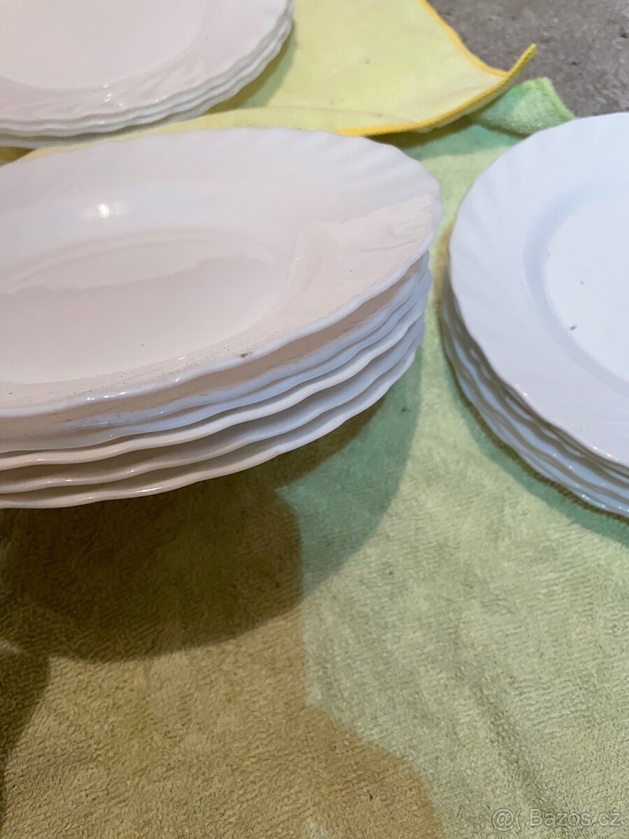 Sada talířů - 2