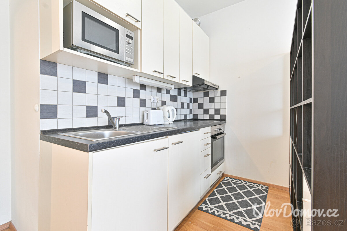 Prodej bytu 1+kk, Praha 15 - Horní Měcholupy - 2
