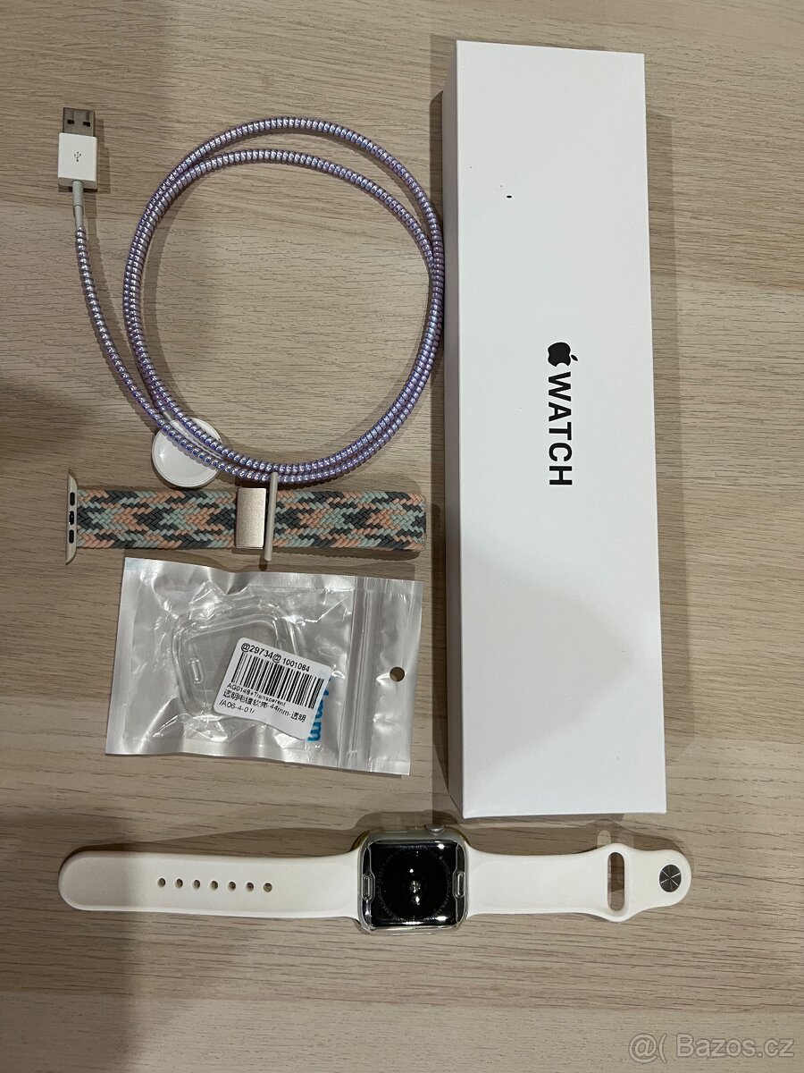 Apple Watch SE 44mm (2020) - 2