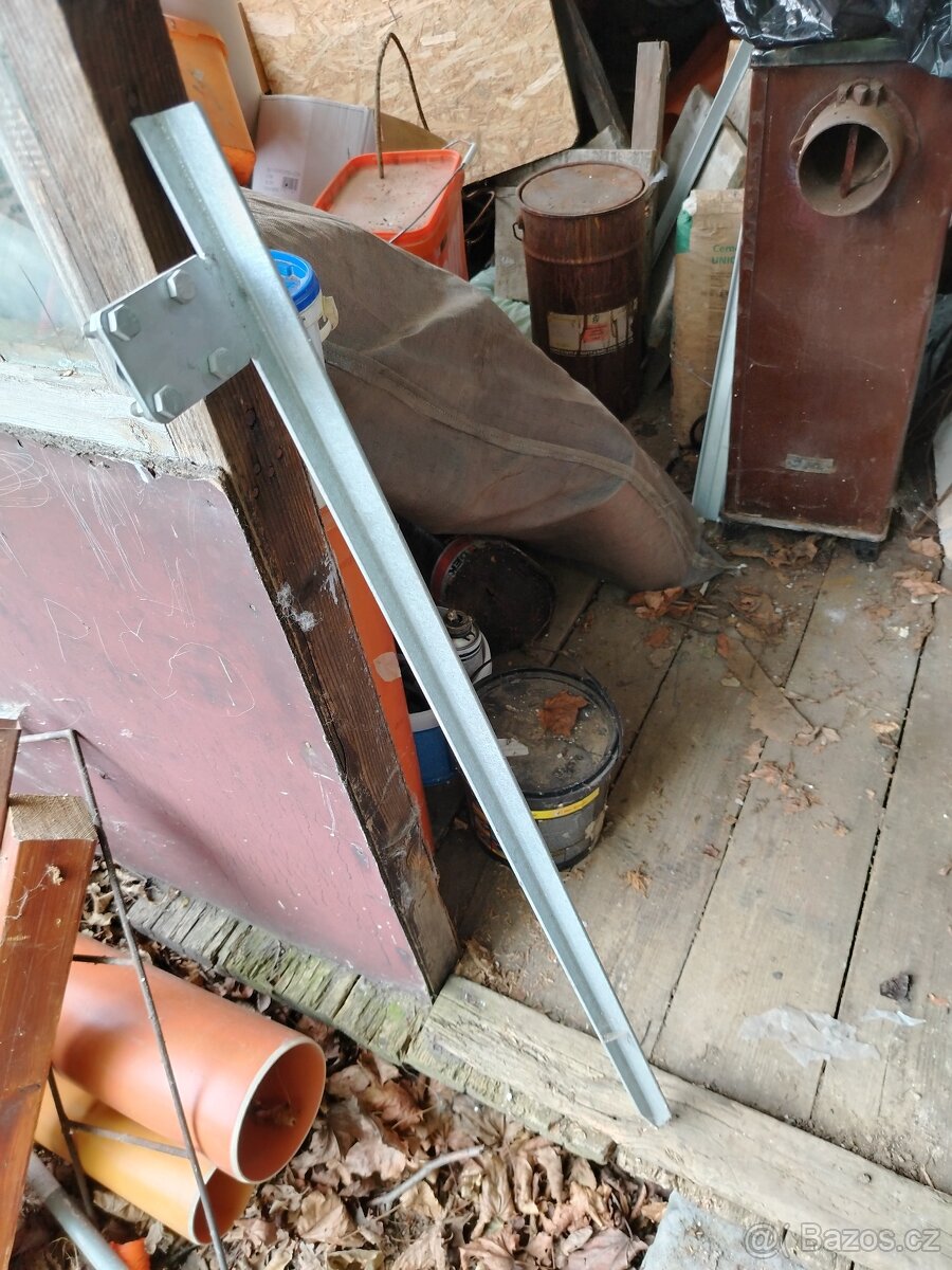 Tyč zemnicí se svorkou ZTT 1 - 2