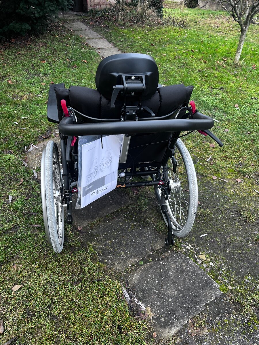 Invalidní vozík - 2