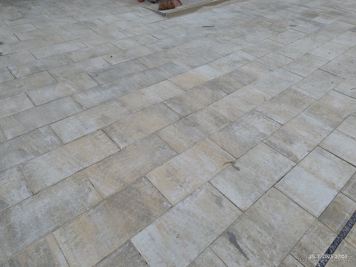 Betonová dlažba Best Brila Colormix Sand 8cm - 2