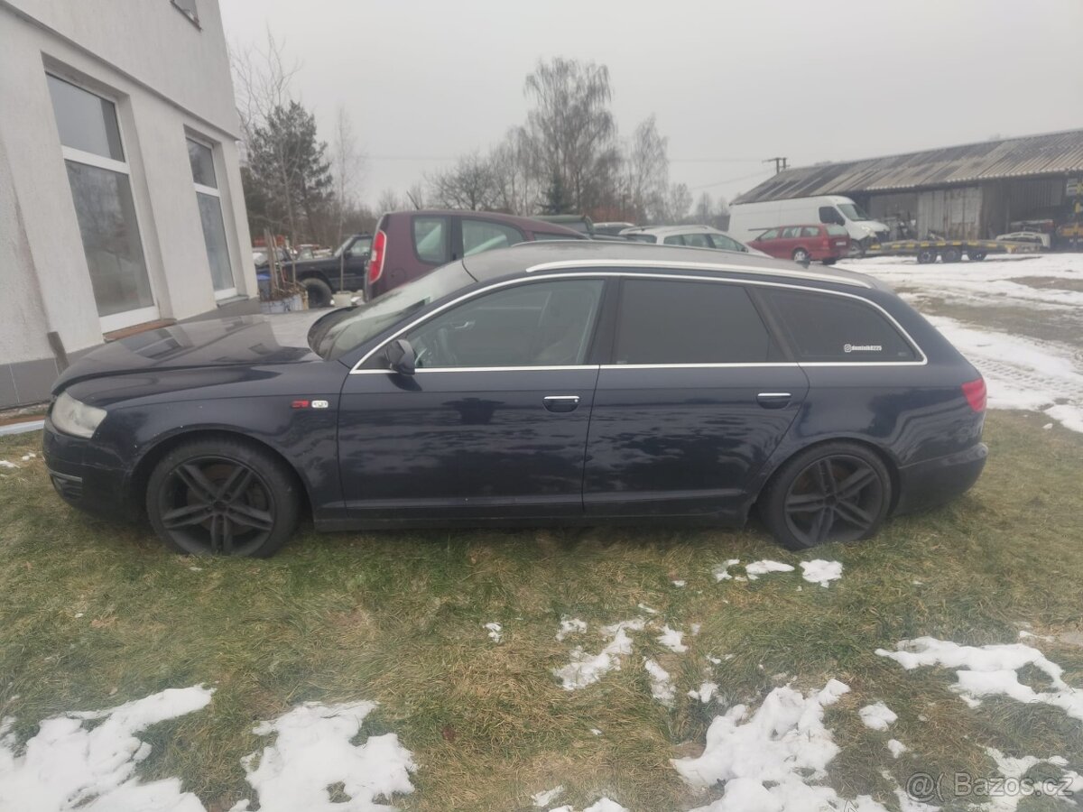 Audi A6C6 4,2fsi na náhradní díly - 2