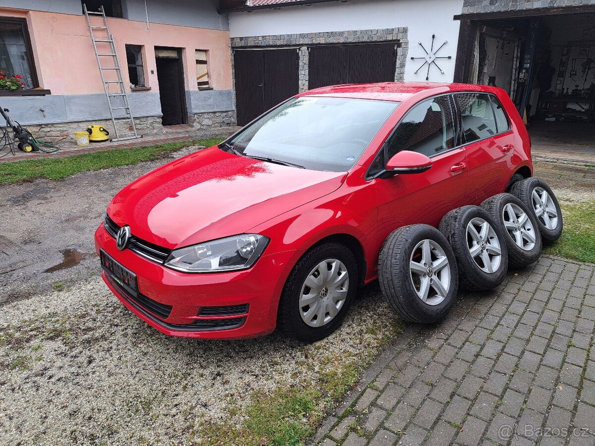 Volkswagen Golf VII 1.2tsi Trendline - 2