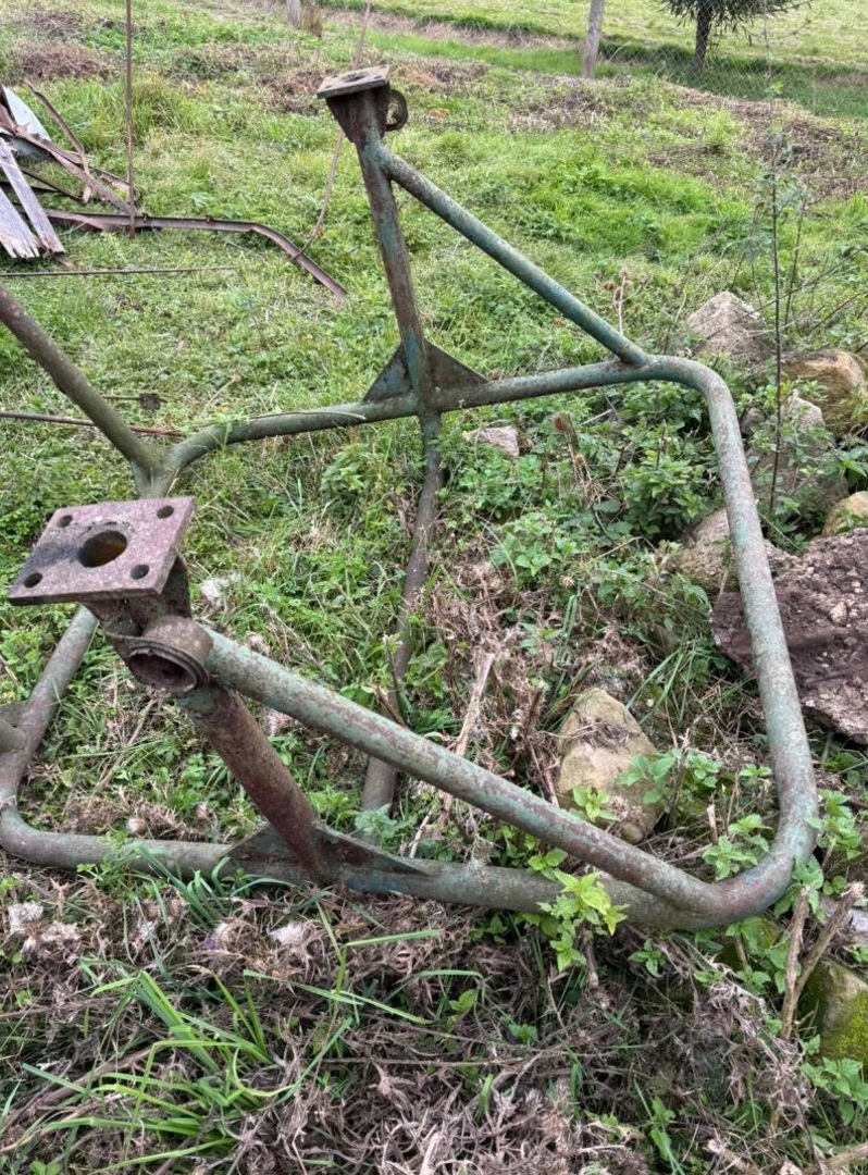 Zetor 50 super ochranný rám - 2