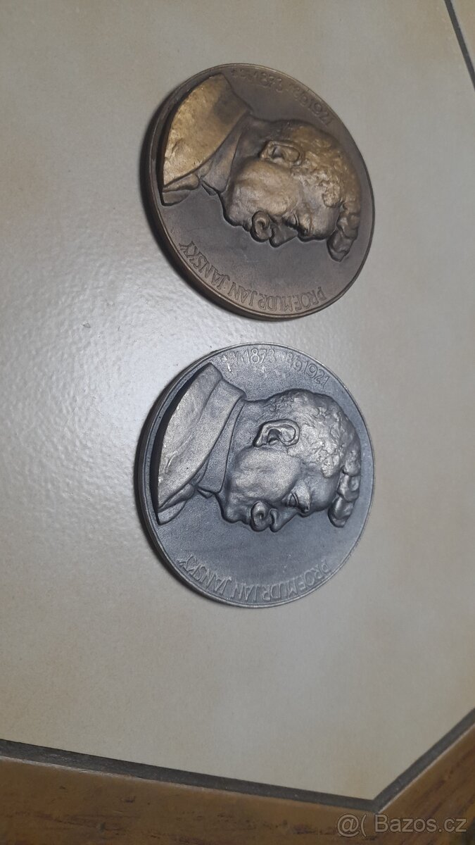 Staré odznaky 3 - 2