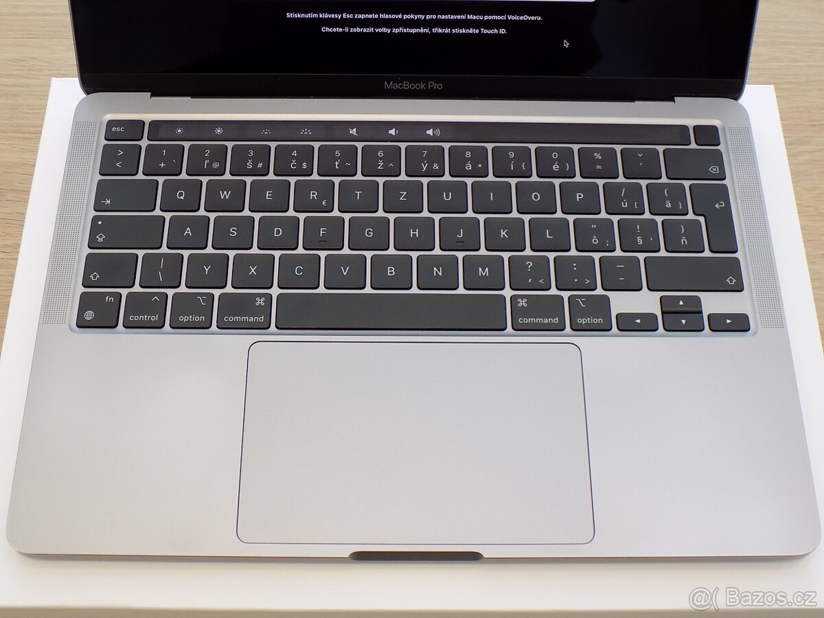 Apple MacBook Pro 13,3" (2022) / M2 / 16GB RAM / 256GB / CZ - 2