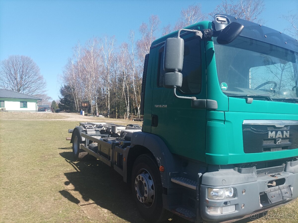 MAN 18.250 Šasí bez nástavby, rv.2011 automat 4x2 - 2