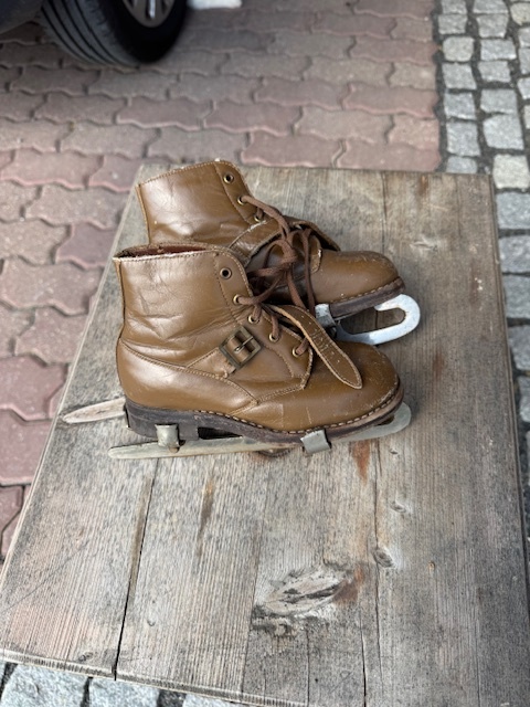 Starodávné dětské brusle - 2