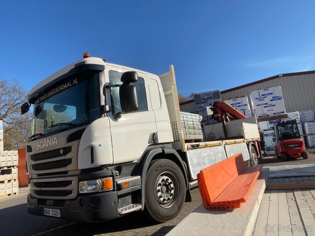 Nákladní doprava s hydraulickou rukou - 2