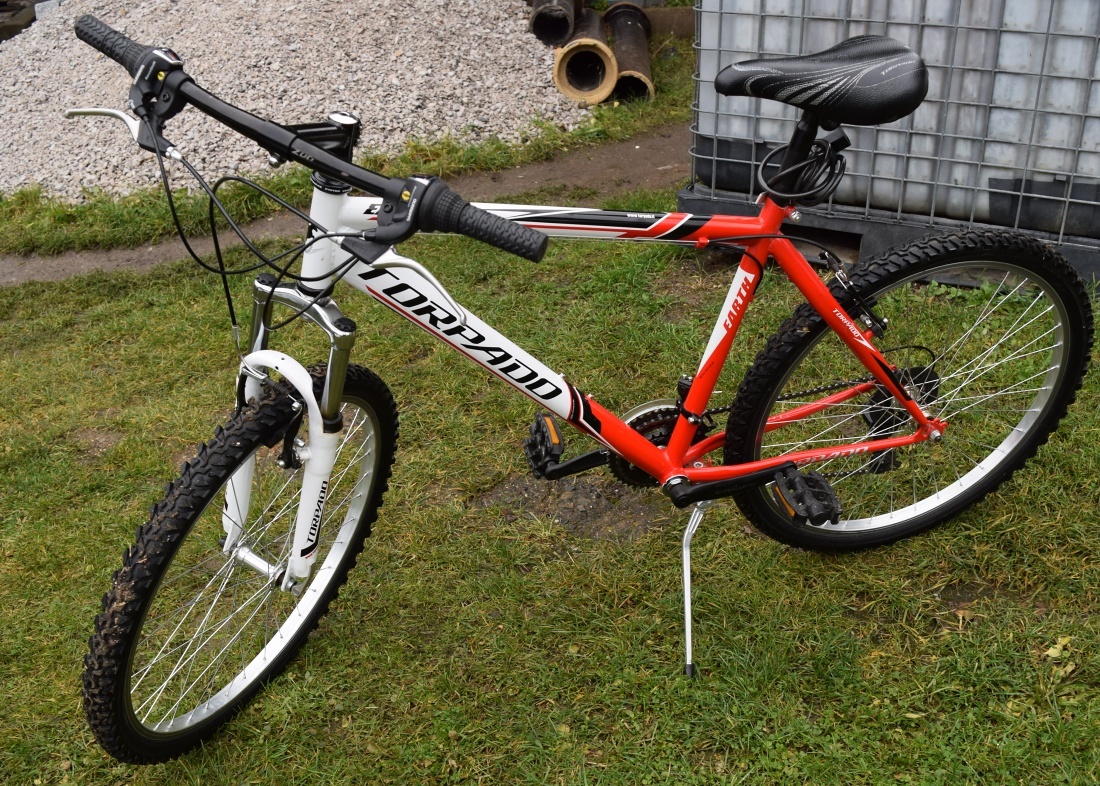 Horské jízdní kolo, odpružená vidlice - 2