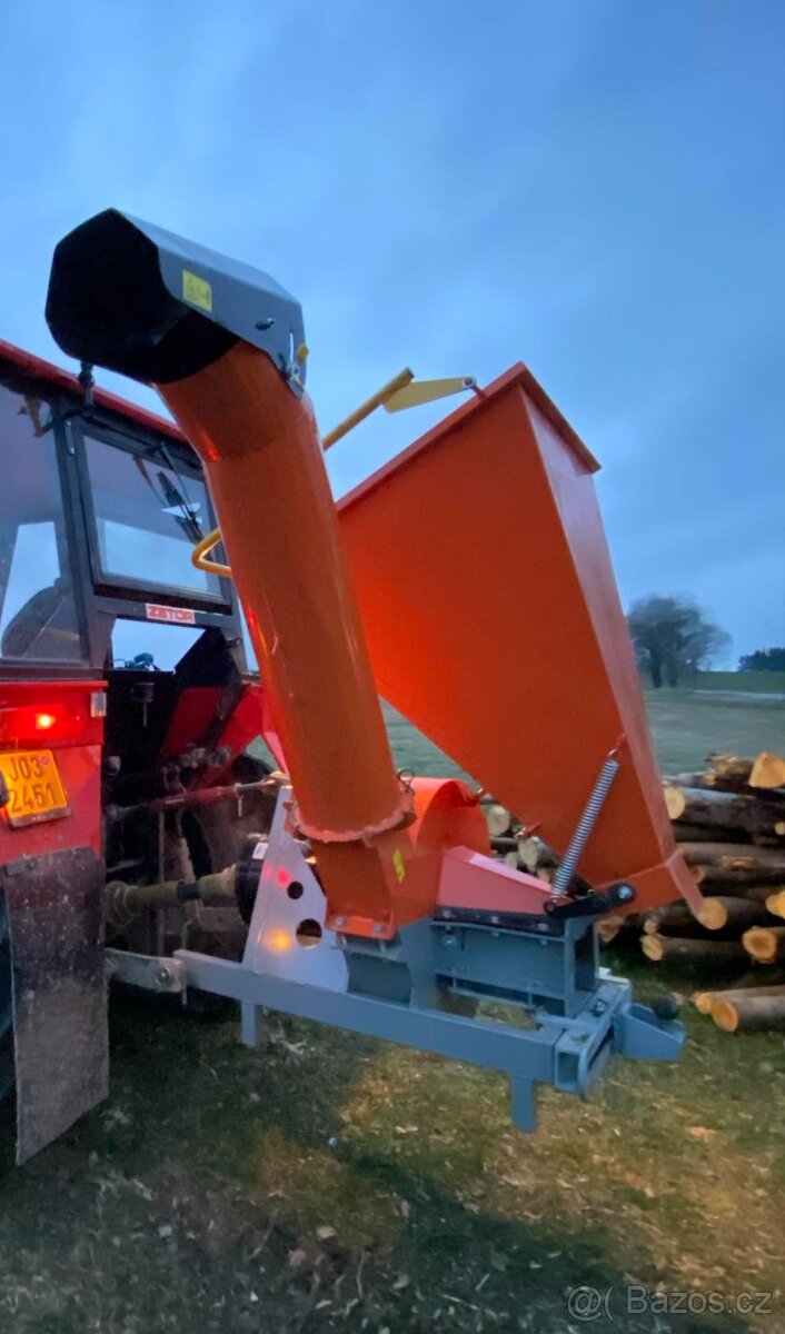 Štěpkovač za traktor - 2