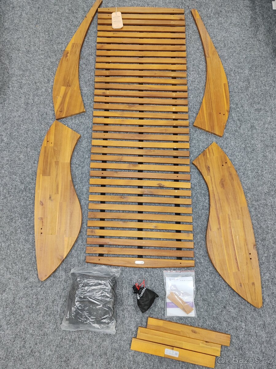 Saunové lehátko z akáciového dřeva - 2