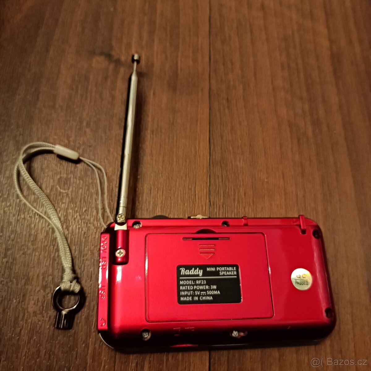 Kapesní rádio se svítilnou - 2