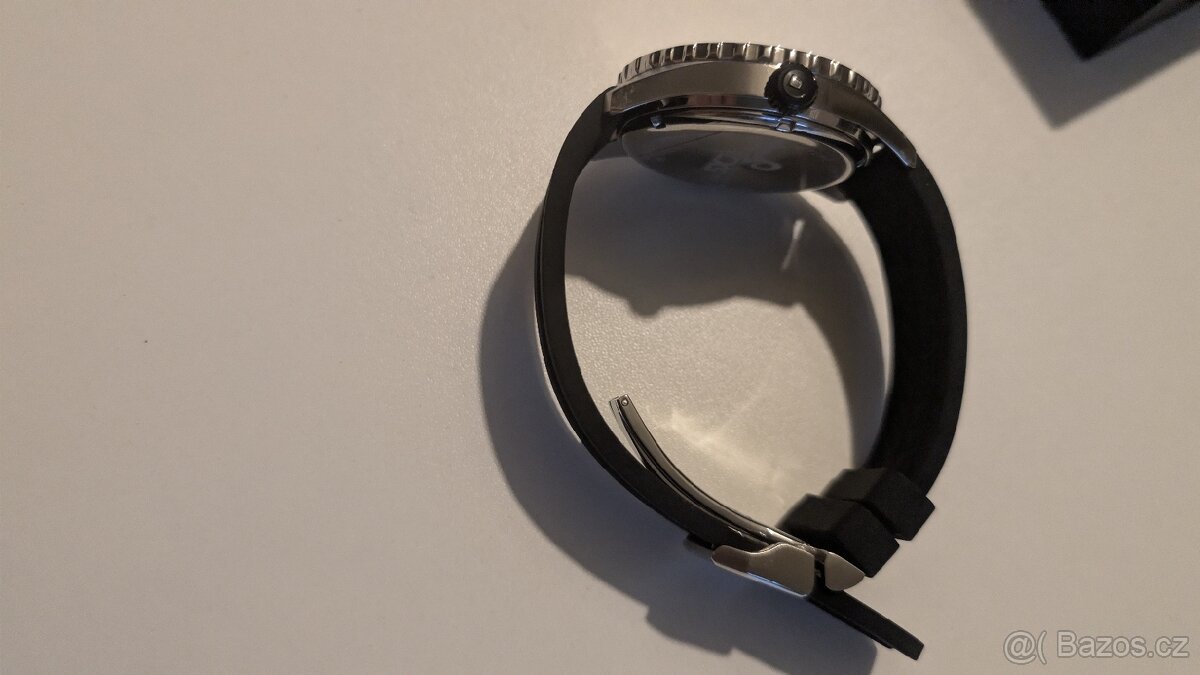 Hodinky značky PRIM. - 2