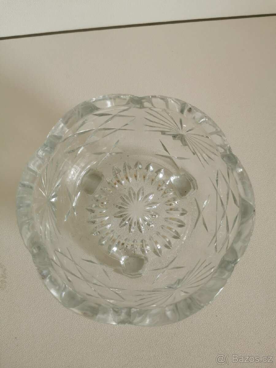Skleněná miska - 2