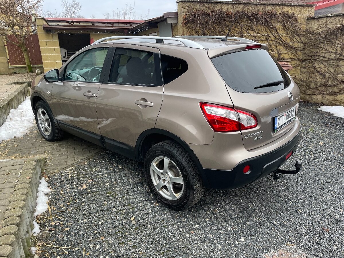 Nissan Qashqai, 2.0i, 4X4, nová STK - 2