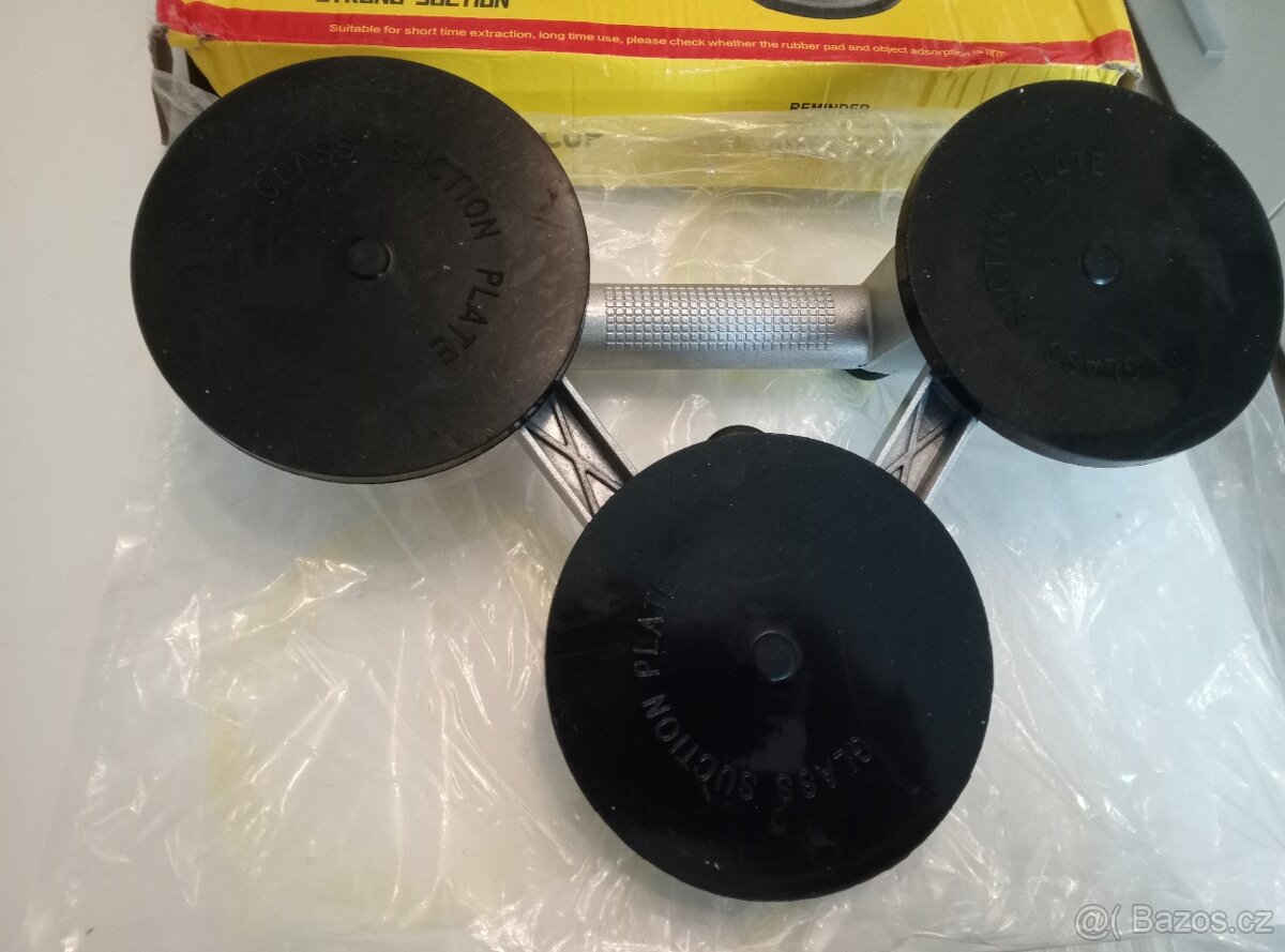 Přísavka na sklo - 2