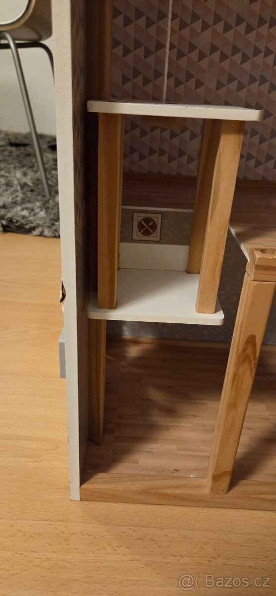 Prodám domeček pro panenky - 2