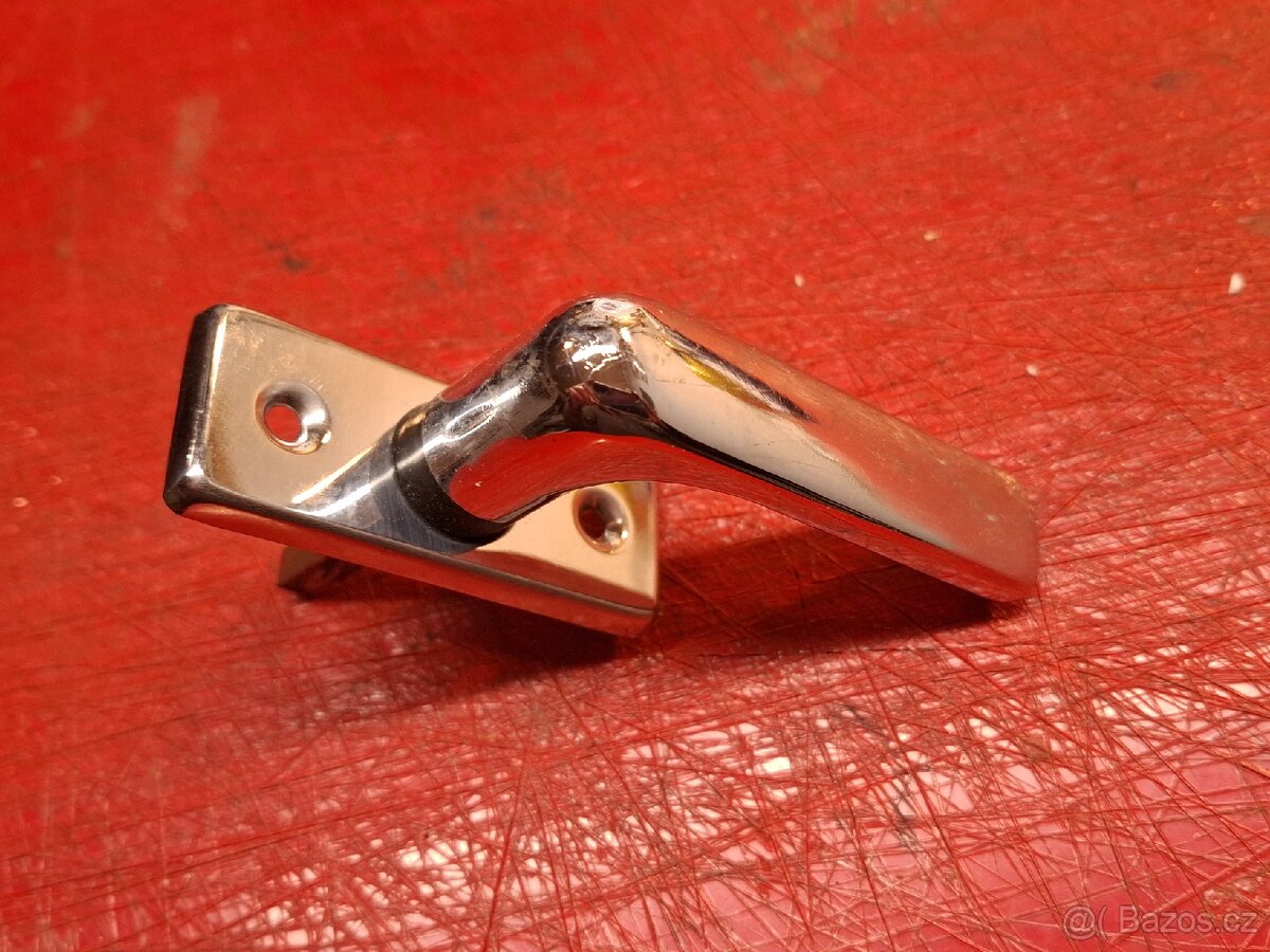 Puloliva, okenní klička - 2