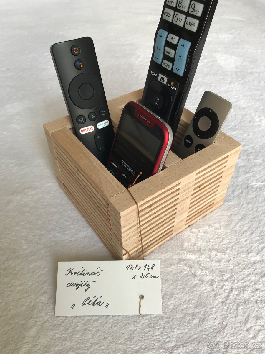 Pastelkovnik dvojity, stojan na pastelky, mobil Peta - 2