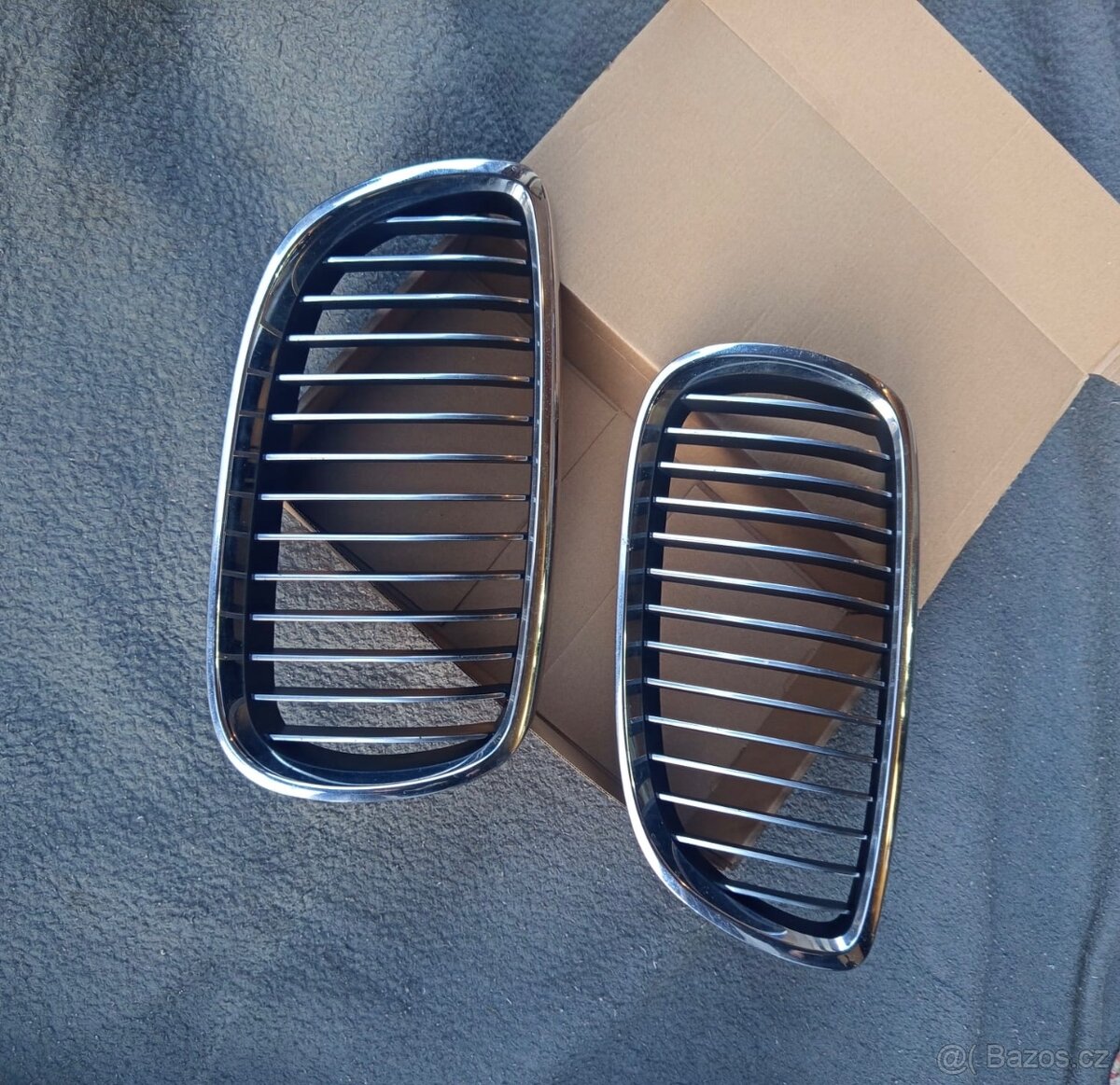 Originální chromové ledvinky – BMW E92 - 2