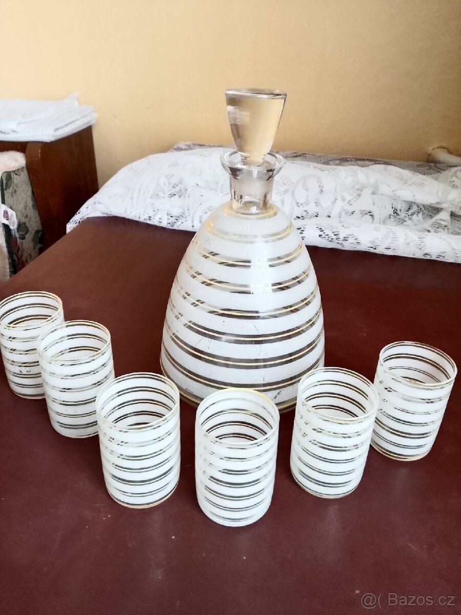 Karafa a 6 skleniček - 2