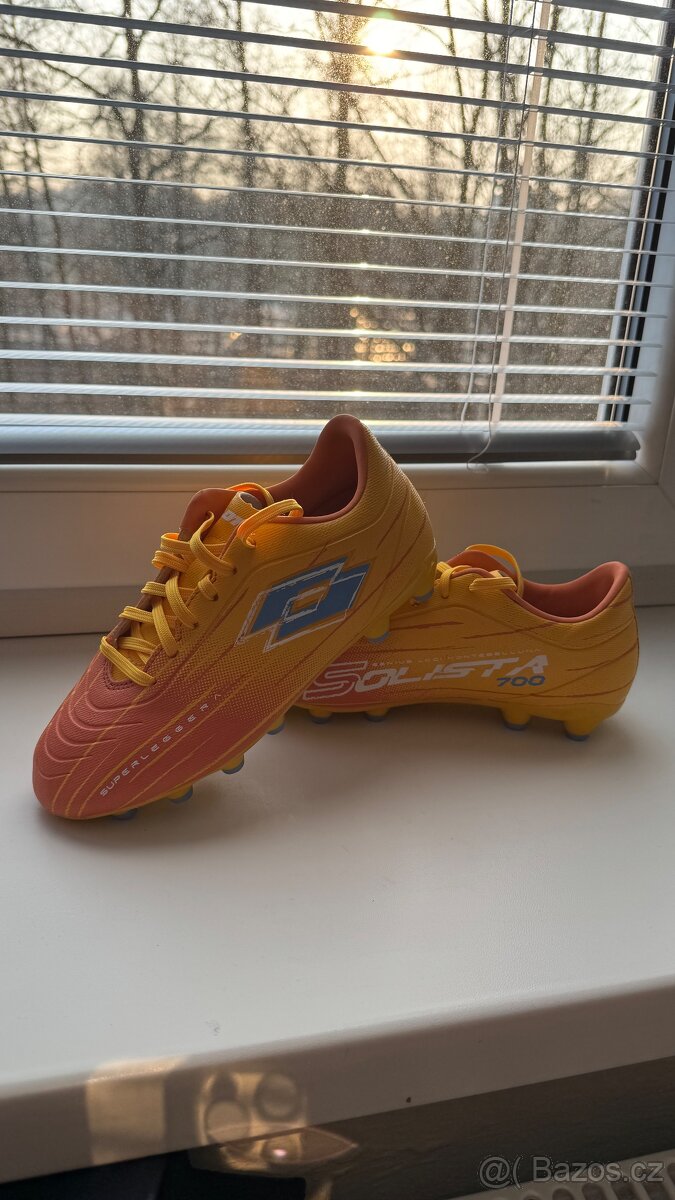 Kopačky- lisovky vel.34 - 2