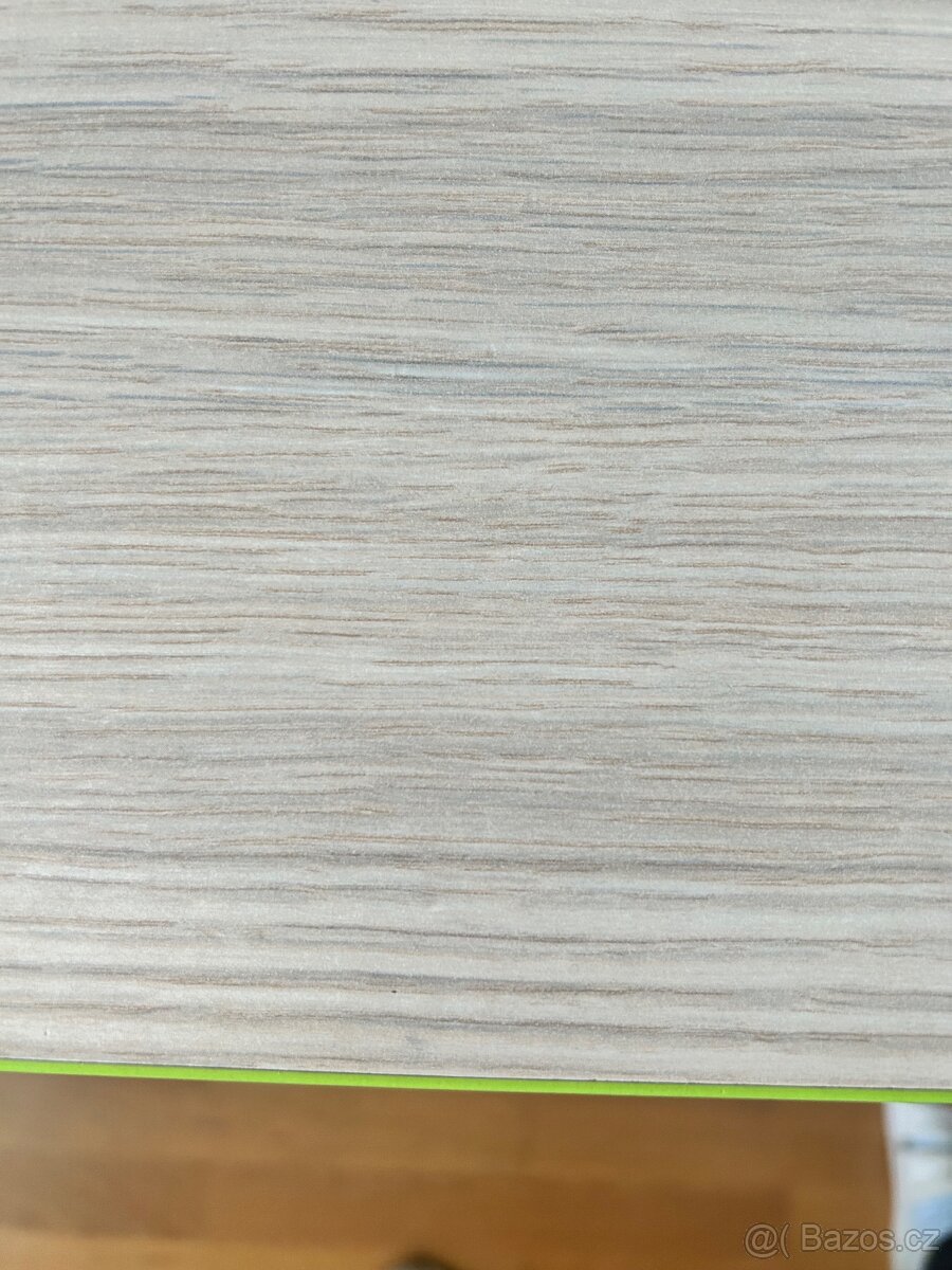 Dětský stůl zelený - 2