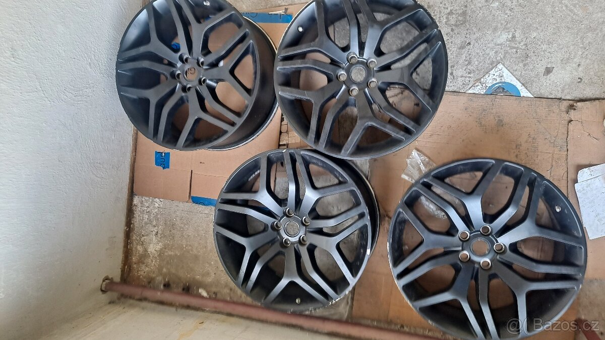 Range Rover disky a pneu - 2
