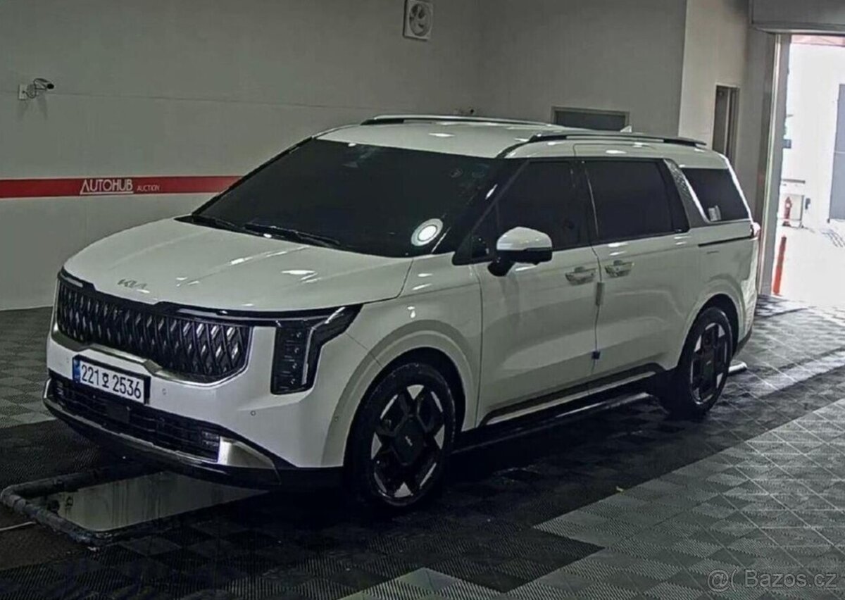 Kia Carnival 1.6-HEV-9MÍST-VŮZ NA CESTĚ - 2