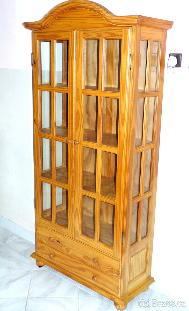 dvoudveřový skleník/ vitrína - 2