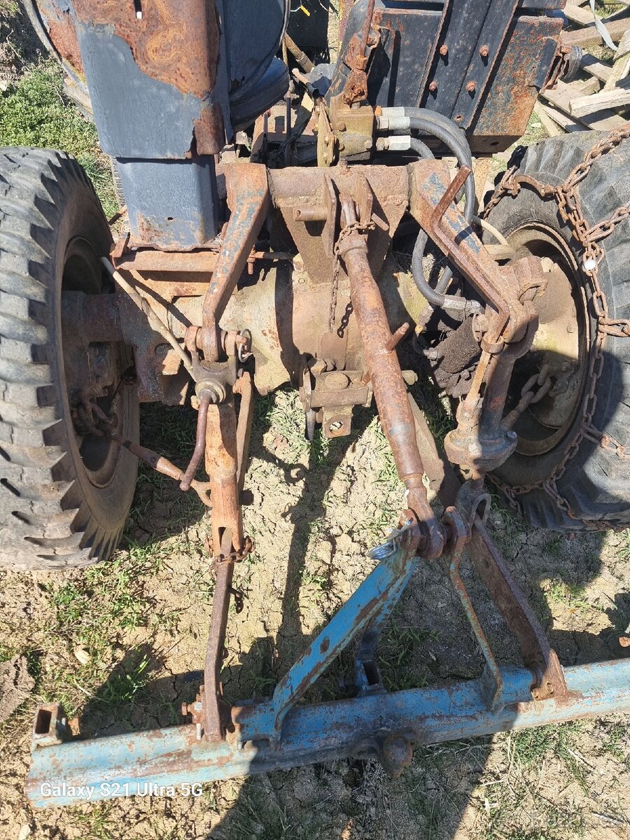 Malotraktor v3s - 2