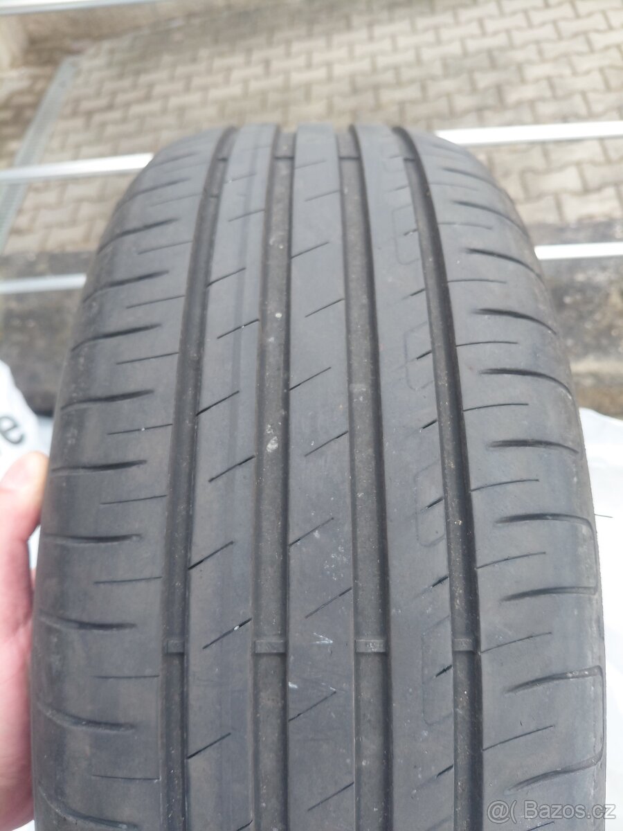 Letní pneu 205/55/17 Goodyear - 2