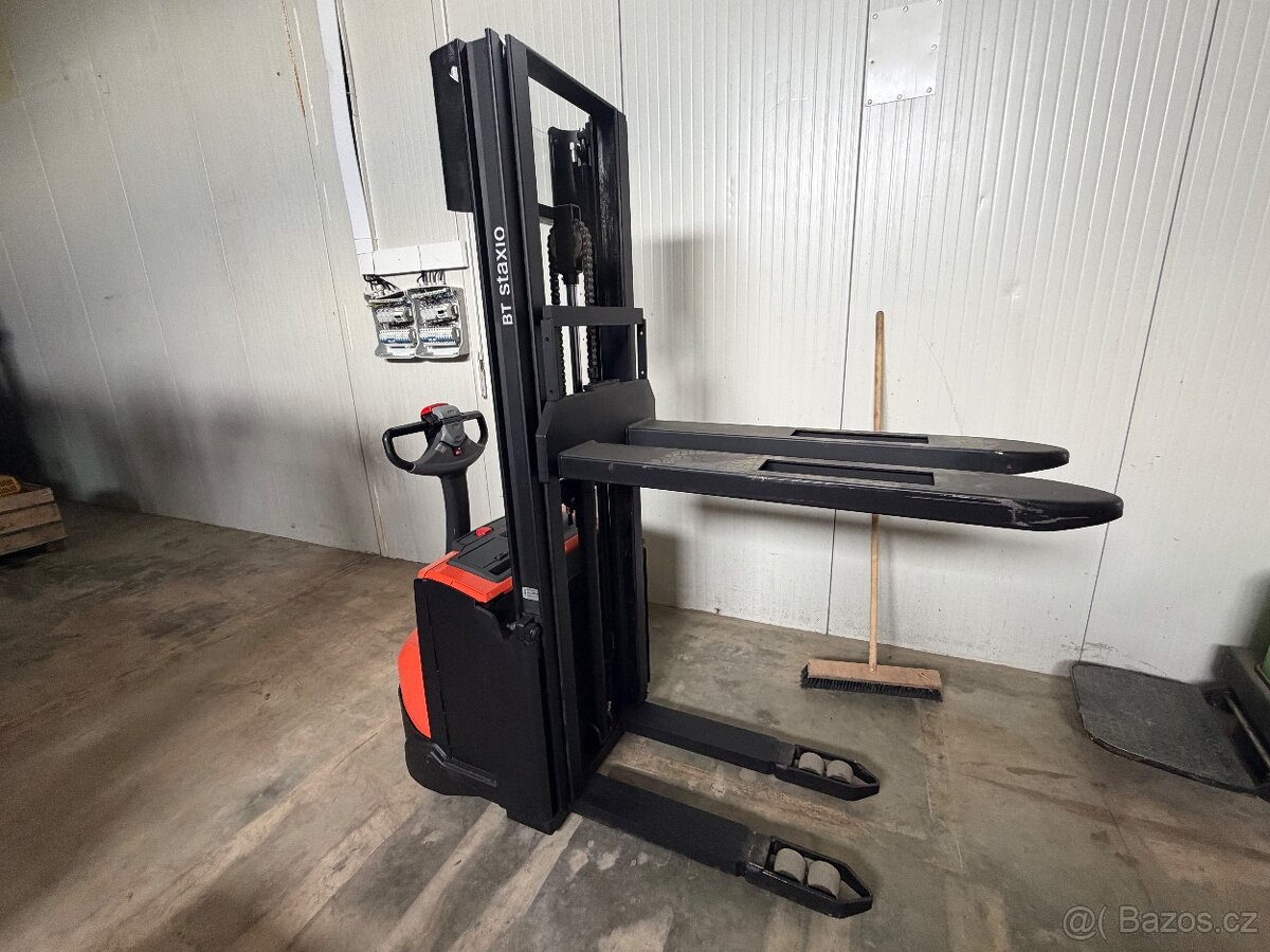Toyota SWE 120 - 2