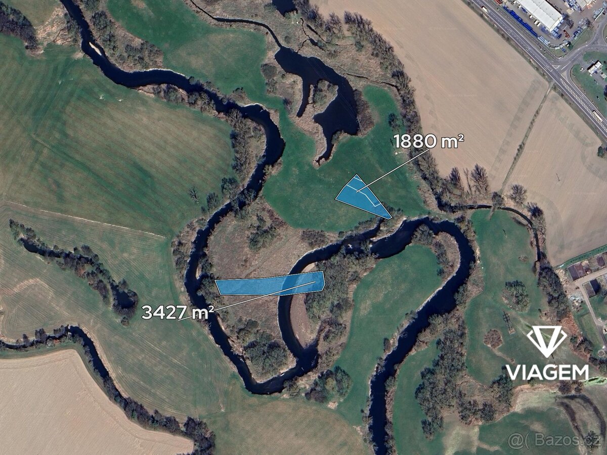 Pole 5 307 m² - 2