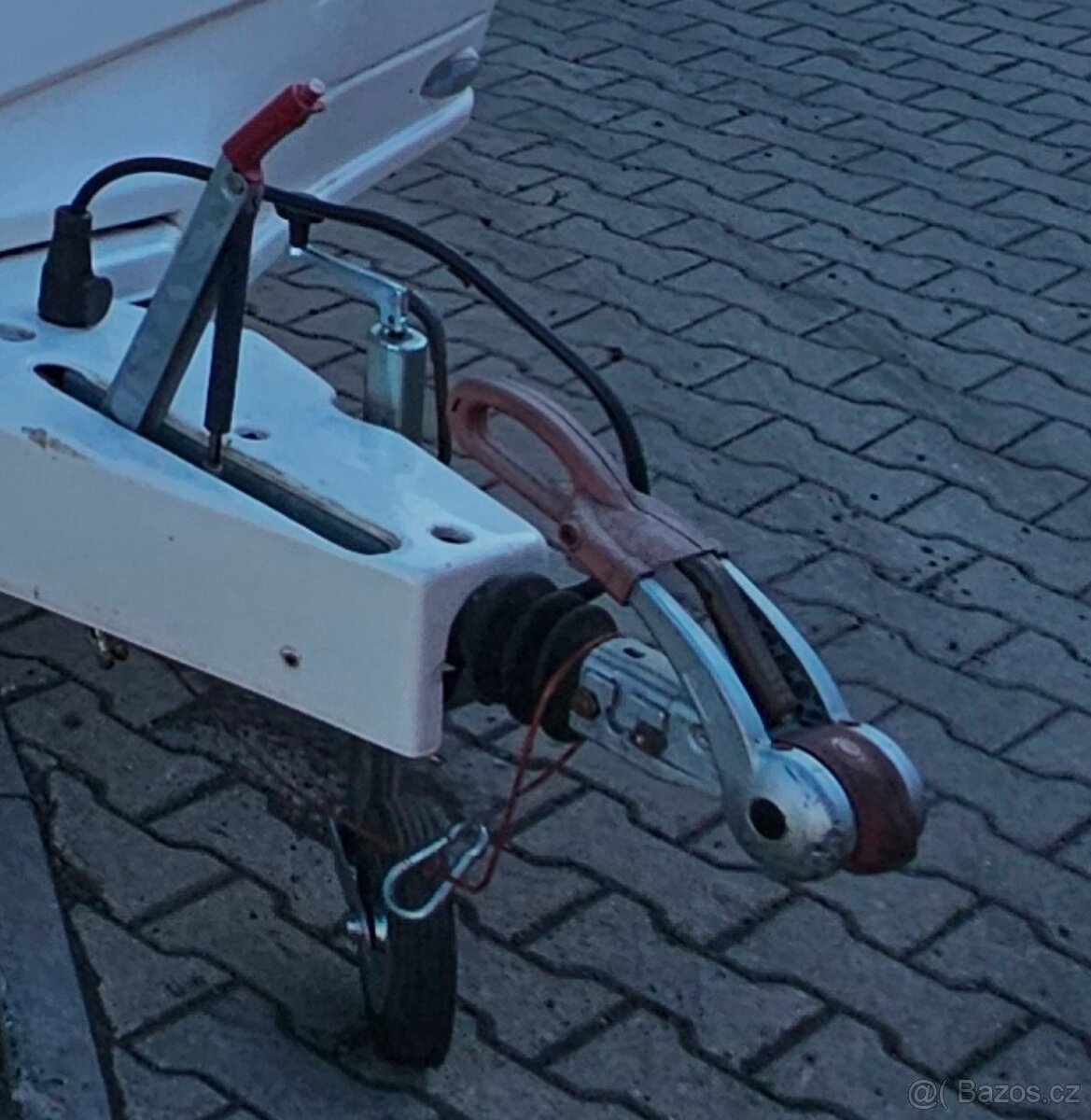 Najezdova brzda, stabilizator - 2